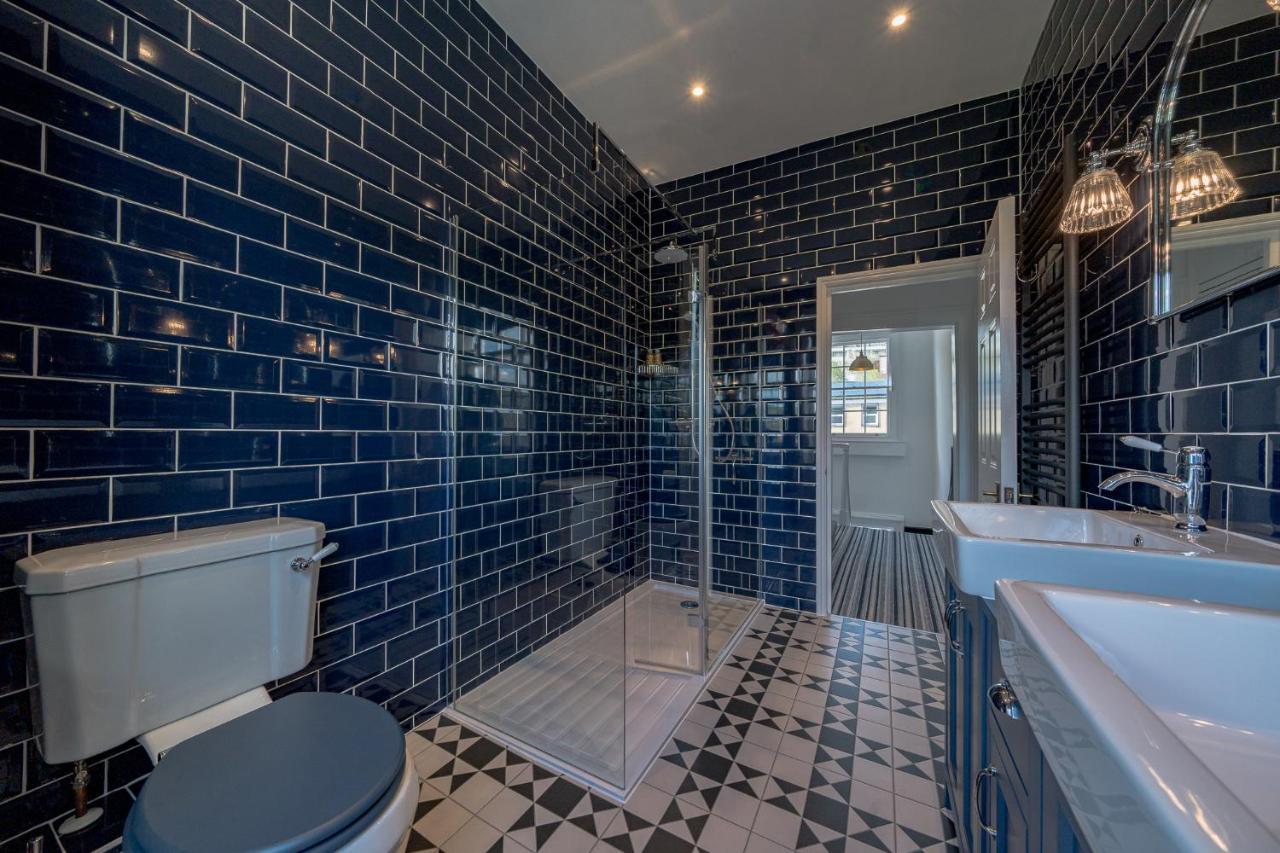 Luxurious Grand 6 Bedroom Home In Bath - Perfect For Groups & Sleeps 12! Екстер'єр фото