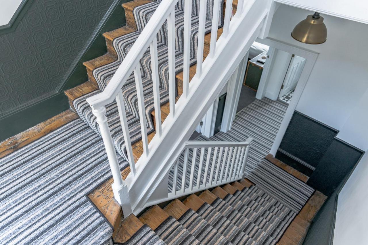Luxurious Grand 6 Bedroom Home In Bath - Perfect For Groups & Sleeps 12! Екстер'єр фото